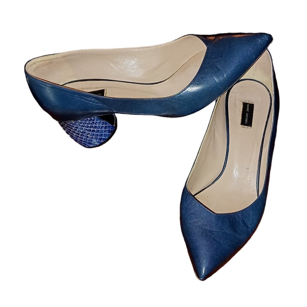 Marc Jacobs Size 37 Navy Blue Leather Point Toe Snake Skin Round Chunky Heel